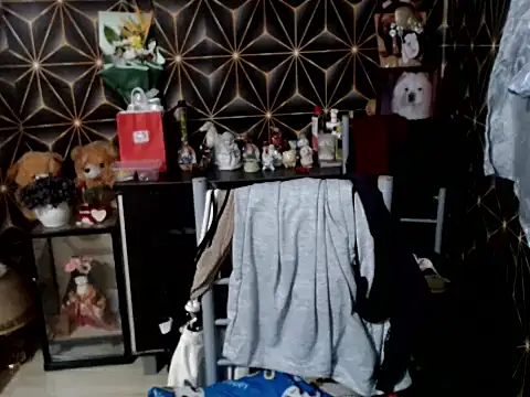 Snapshot of SadisticQueenTS chatting on January 10, 2026, 7:21 am SadisticQueenTS online show from January 10, 2026, 7:21 am