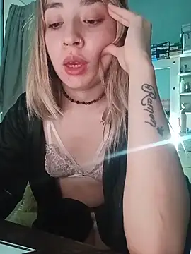 soylulita07 online show from May 25, 2026, 11:49 am