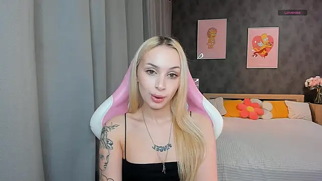 Snapshot of LanaMiracle chatting on February 25, 2026, 3:16 am LanaMiracle online show from February 25, 2026, 3:16 am