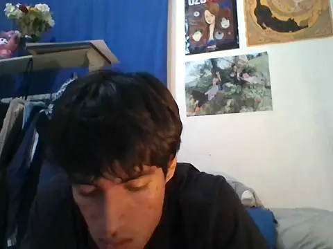 isalexhot online show from December 18, 2025, 6:14 pm