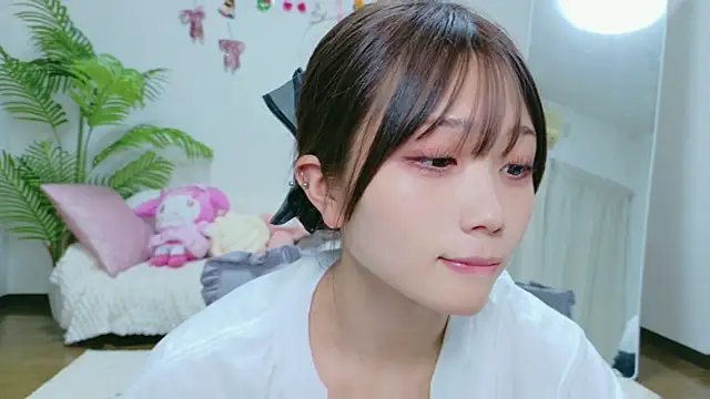 Snapshot of ayu-jpnk chatting on April 15, 2026, 11:39 am ayu-jpnk online show from April 15, 2026, 11:39 am