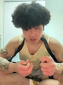 cutestpenis online show from December 20, 2025, 2:46 pm