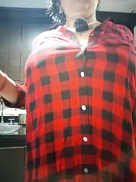 Divine Pouvoir online show from January 7, 2026, 2:08 pm