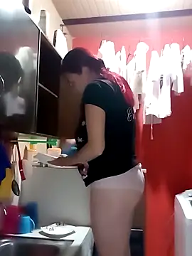 Snapshot of Annelis1 chatting on December 16, 2025, 5:51 pm Annelis1 online show from December 16, 2025, 5:51 pm