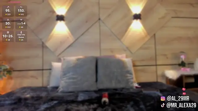 Snapshot of sussan_fox_ chatting on March 2, 2026, 7:54 pm sussan fox online show from March 2, 2026, 7:54 pm