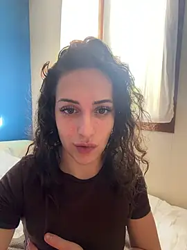 Snapshot of CoquineCharmeuse chatting on March 21, 2026, 2:09 pm CoquineCharmeuse online show from March 21, 2026, 2:09 pm