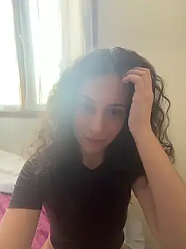 Snapshot of CoquineCharmeuse chatting on March 25, 2026, 2:34 pm CoquineCharmeuse online show from March 25, 2026, 2:34 pm