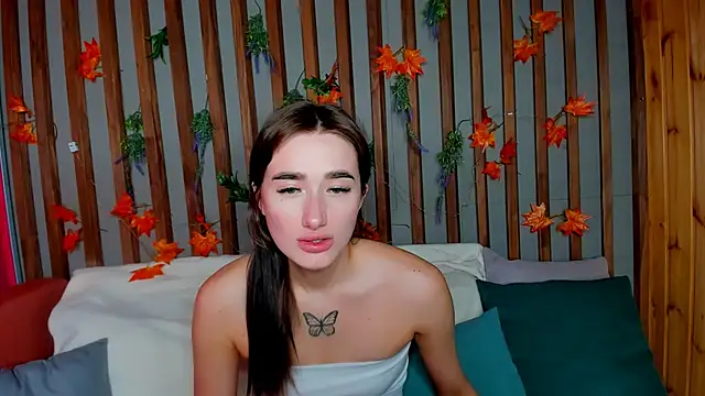 Snapshot of Evis_Dailyy chatting on December 17, 2025, 1:00 am Evis Dailyy online show from December 17, 2025, 1:00 am