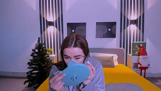 Snapshot of Evis_Dailyy chatting on January 8, 2026, 1:08 am Evis Dailyy online show from January 8, 2026, 1:08 am