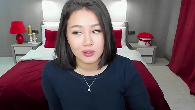 Snapshot of Brunette_Charm chatting on February 2, 2026, 11:09 am Brunette Charm online show from February 2, 2026, 11:09 am