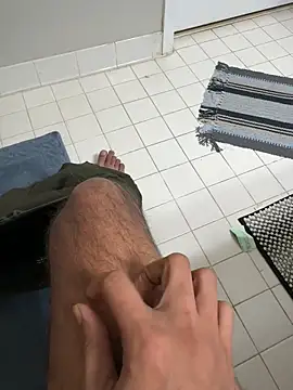 Snapshot of rohitgun023 chatting on December 13, 2025, 10:48 pm rohitgun023 online show from December 13, 2025, 10:48 pm