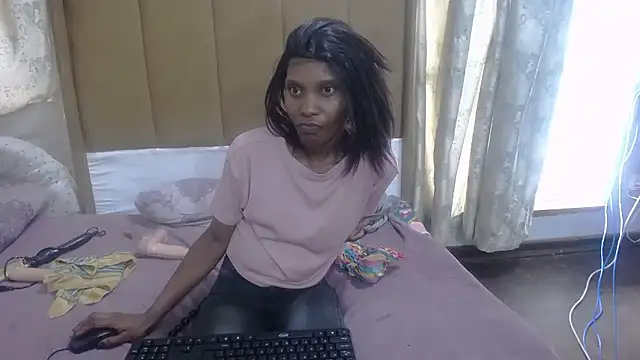 slendercupid online show from January 12, 2026, 2:55 pm