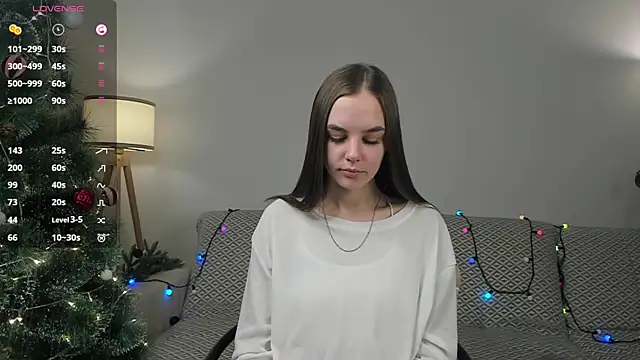 Snapshot of KarriVoisinet chatting on January 8, 2026, 11:23 am KarriVoisinet online show from January 8, 2026, 11:23 am