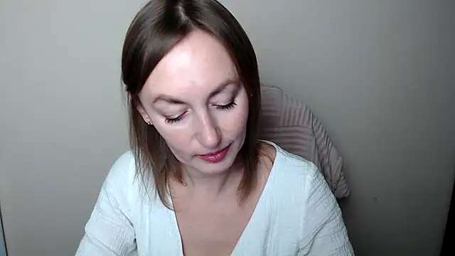 LiaSeass  online show from February 14, 2026, 1:08 pm