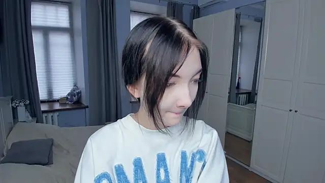 JanettVeld online show from December 22, 2025, 9:50 am