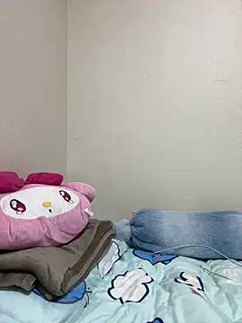 Baby22223 online show from February 6, 2026, 12:52 pm