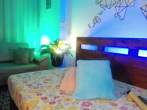 Catalinajoyful online show from February 5, 2026, 9:52 pm