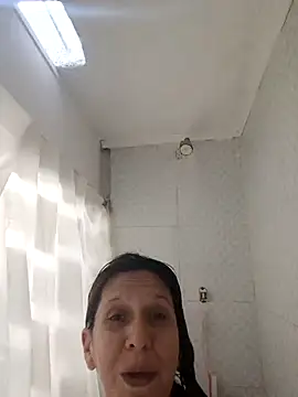 Snapshot of cari75 chatting on February 6, 2026, 9:29 pm cari75 online show from February 6, 2026, 9:29 pm