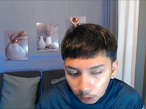 dylan hardfucker online show from March 22, 2026, 2:26 am