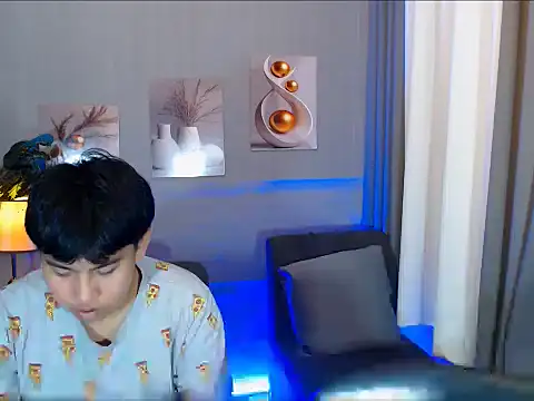 dylan hardfucker online show from April 7, 2026, 2:45 am