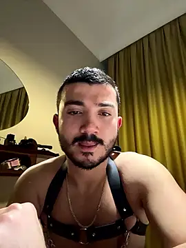 carloos593 online show from January 5, 2026, 7:39 pm