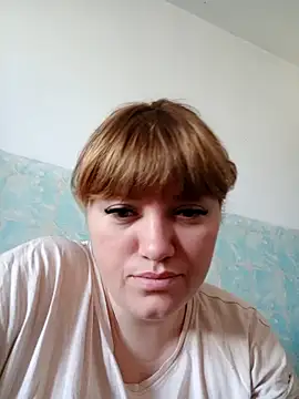 Snapshot of swett_girll chatting on February 4, 2026, 10:10 am swett girll online show from February 4, 2026, 10:10 am