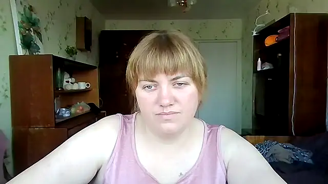 Snapshot of swett_girll chatting on February 21, 2026, 12:39 pm swett girll online show from February 21, 2026, 12:39 pm