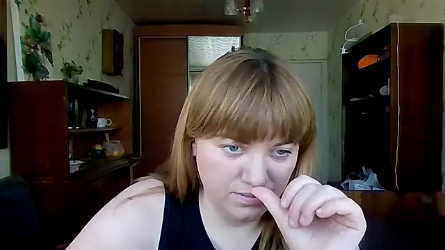 Snapshot of swett_girll chatting on March 4, 2026, 10:32 am swett girll online show from March 4, 2026, 10:32 am