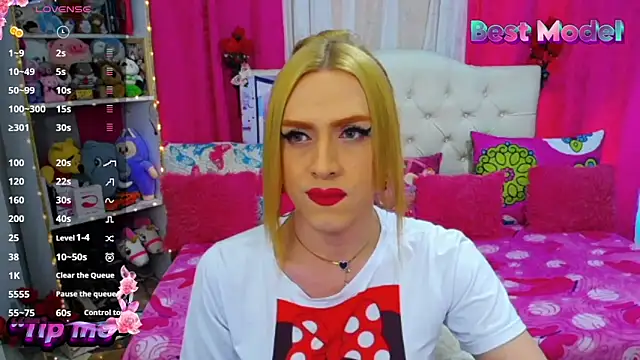 Snapshot of golden_girl01 chatting on June 11, 2026, 4:38 pm golden girl01 online show from June 11, 2026, 4:38 pm