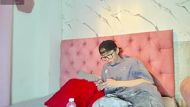 double temptation2 online show from December 17, 2025, 8:59 pm