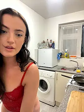 PoppyAnne  online show from January 12, 2026, 8:47 pm