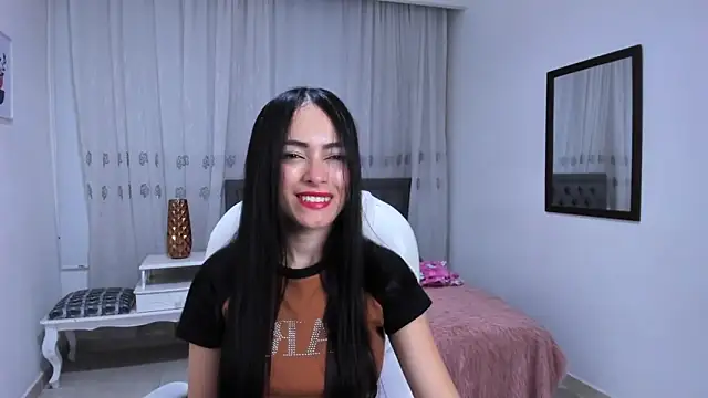 Victoria Piercee online show from December 22, 2025, 2:08 am