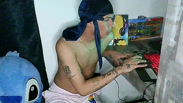 Snapshot of Glen_connor_11 chatting on December 23, 2025, 3:48 am Glen connor 11 online show from December 23, 2025, 3:48 am