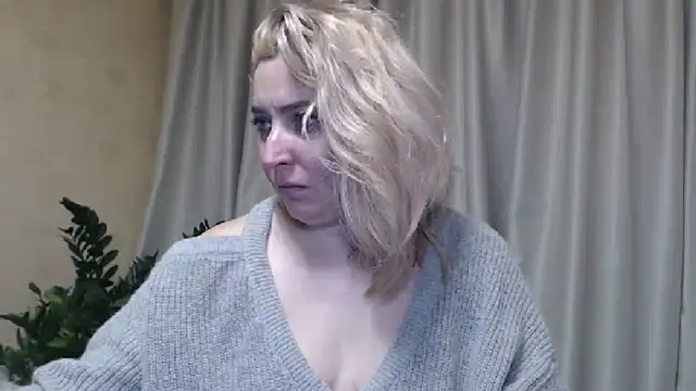 sweetpussy13 online show from February 25, 2025, 9:42 am