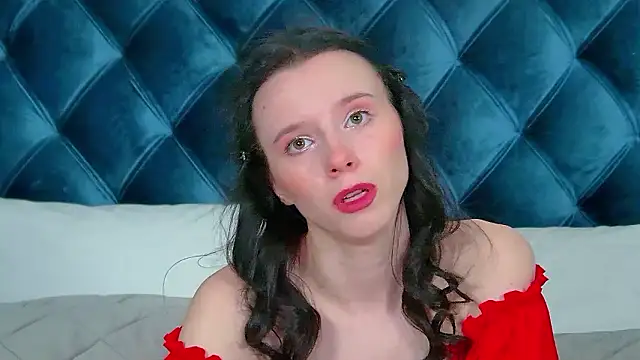 Snapshot of ArinaKubrick chatting on January 13, 2026, 4:23 pm ArinaKubrick online show from January 13, 2026, 4:23 pm