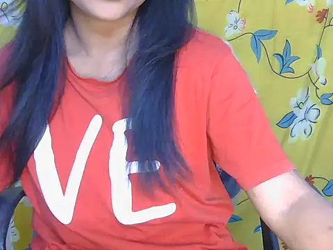 Cristina love69 online show from March 12, 2026, 2:56 pm