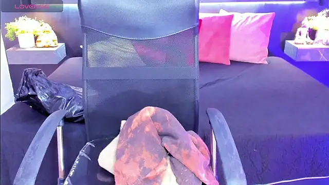 Snapshot of arcangel_harris chatting on April 13, 2026, 7:08 pm arcangel harris online show from April 13, 2026, 7:08 pm