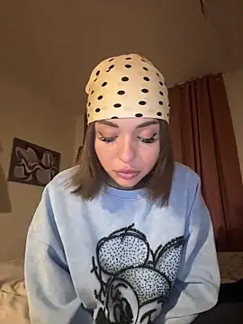 SilkyMira online show from January 13, 2026, 5:29 pm