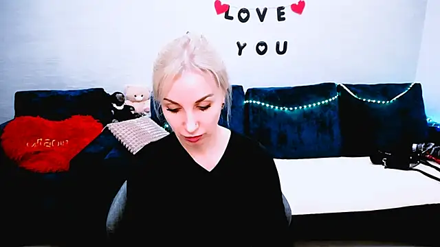 Hanna--Sweet online show from April 21, 2026, 2:34 pm