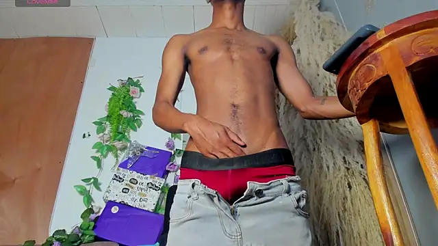 Snapshot of Higger_dick chatting on December 19, 2025, 12:34 pm Higger dick online show from December 19, 2025, 12:34 pm