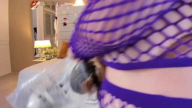 maturexxx  online show from December 3, 2025, 7:56 pm