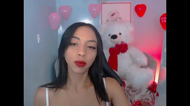 Snapshot of luna_meow_t chatting on February 15, 2026, 12:25 pm luna meow t online show from February 15, 2026, 12:25 pm