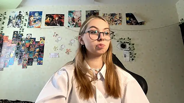 JanelBray online show from January 13, 2026, 12:21 pm