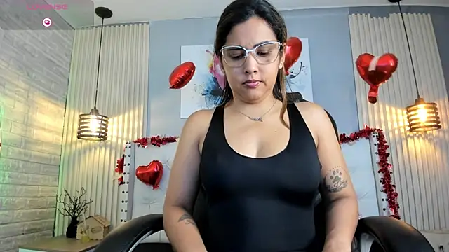 scarletbaker   online show from February 10, 2026, 10:25 pm