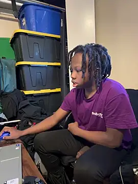 Snapshot of YourLittleBoyfriend chatting on March 1, 2026, 3:03 pm YourLittleBoyfriend online show from March 1, 2026, 3:03 pm