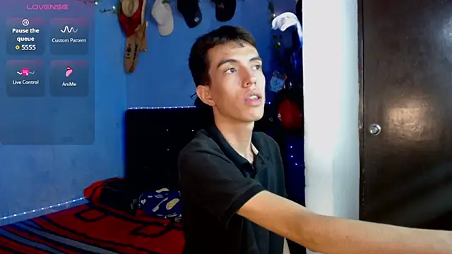 Snapshot of Juan_Gomezz26 chatting on May 25, 2026, 4:18 am Juan Gomezz26 online show from May 25, 2026, 4:18 am