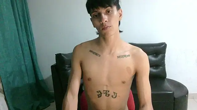Snapshot of SebasT-sex chatting on May 3, 2026, 6:30 am SebasT-sex online show from May 3, 2026, 6:30 am