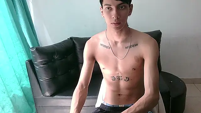 Snapshot of SebasT-sex chatting on May 12, 2026, 6:49 pm SebasT-sex online show from May 12, 2026, 6:49 pm