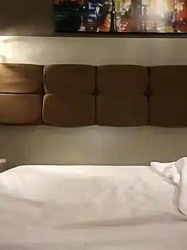 Atwsliiikizilll online show from December 15, 2025, 9:19 pm