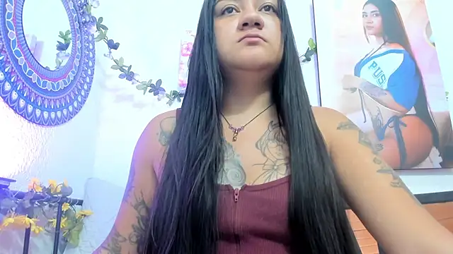 Snapshot of Hanna_moore10 chatting on April 2, 2026, 8:50 pm Hanna moore10 online show from April 2, 2026, 8:50 pm